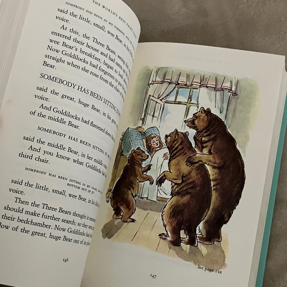 Fairy Tale Collection Book - Picture 10 of 11